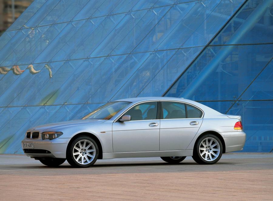  BMW 7-Series 2002 года  (фото 77 из 79)